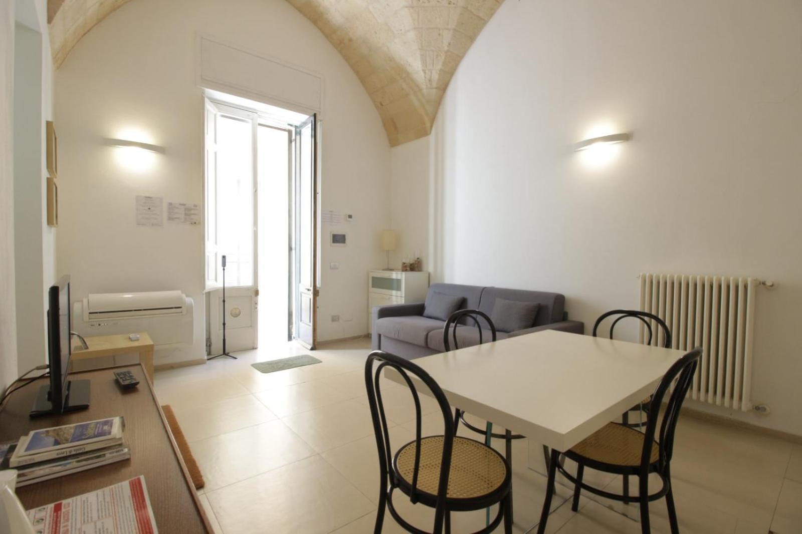 Goodstay Quinto Ennio Apartment Lecce Exterior foto